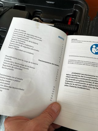 Taladro a batería con maletín