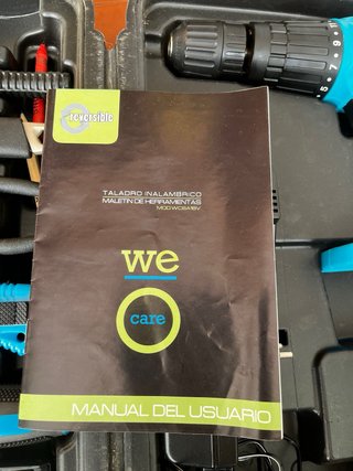 Taladro a batería con maletín