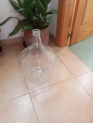 Damajuana de cristal transparente