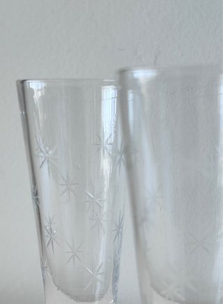 Antiguo conjunto de 2 vasos de licor estrellas