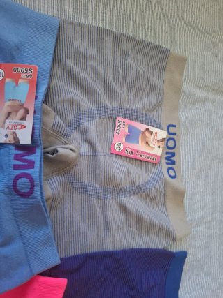 4 calzoncillos Uomo talla 10/12 niño