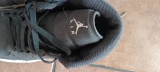 Nike Air Jordan 1 Negro Talla 42