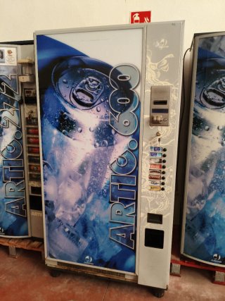 Máquina Refrescos Jofemar Artic 600
