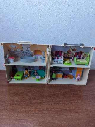 Juguetes varios Playmobil con figuras