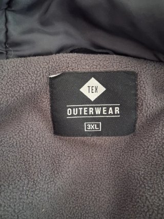 Chaqueta con capucha hombre