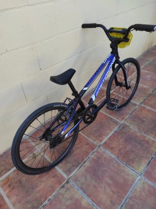 Bicicleta BMX Talla Junior