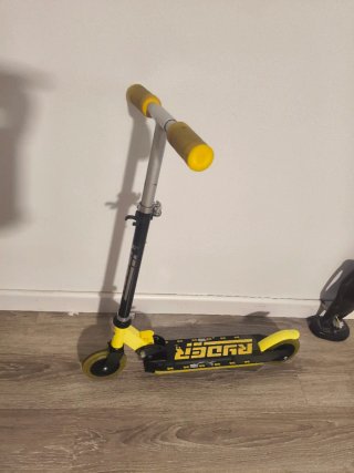 Patinete RYDER amarillo