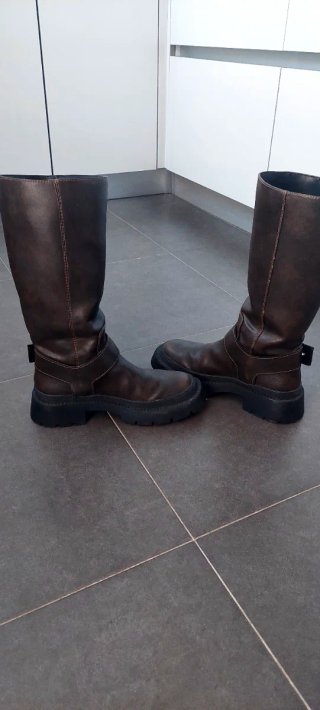 Botas Zara Marrón Talla 38 Hebillas