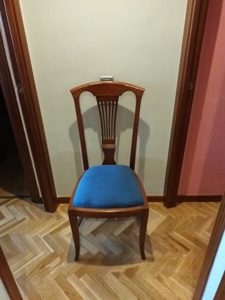 4 Sillas de Salón Madera y Tela