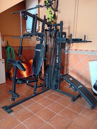 Máquina multifuncional de gimnasio