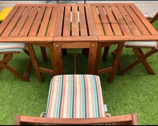 Mesa y 4 Sillas Plegables Madera