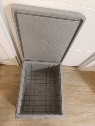 Nevera de poliexpán, color gris, tamaño grande