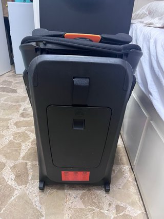 Silla de coche Chicco 9-36kg muy buen estado Akita