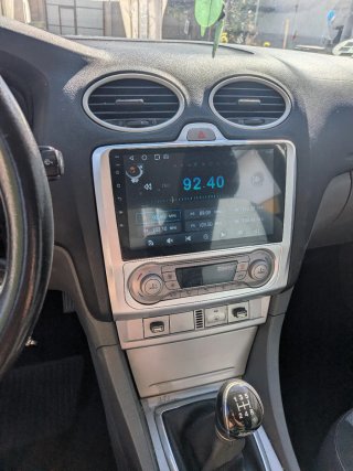 Ford Focus 2010