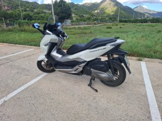Honda Forza 300 / 2019. Buen estado
