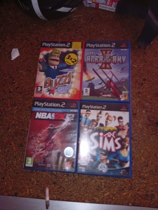 Lote 4 juegos PS2: Buzz, WWI, NBA 2K12, Sims
