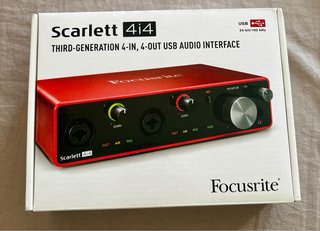 Focusrite Scarlett 4i4 (3ª Gen)