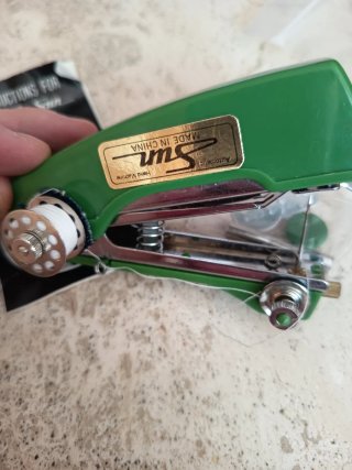 Mini Máquina de Coser Sun Vintage Años 80