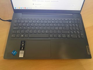 Lenovo IdeaPad 5 17” i5 8GB 512GB SSD