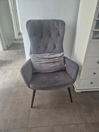 Sillón de terciopelo gris Las medidas son aproxima