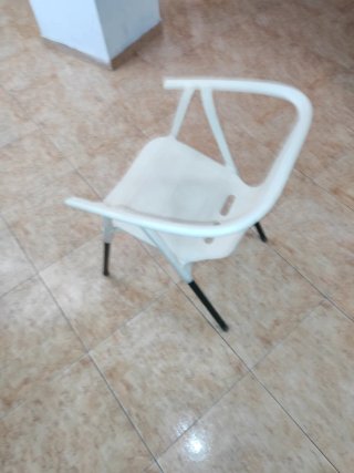 9 Sillas de bar/terraza beige y verde