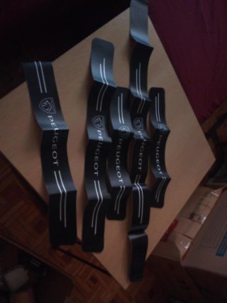 Kit 5 Protectores Fibra Carbono Peugeot