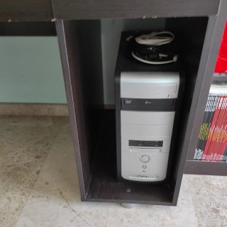 Escritorio para ordenador.