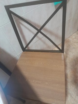 Mesa de cocina y 3 sillas