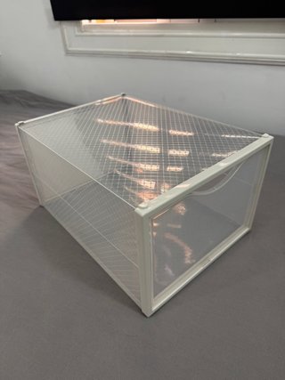 Cajas para sneakers transparentes