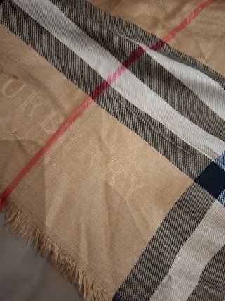 Bufanda Burberry Beige Multicolor