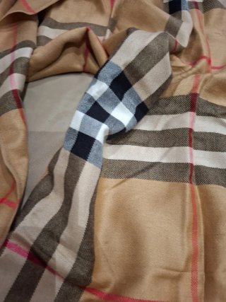 Bufanda Burberry Beige Multicolor
