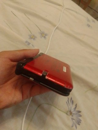 Nintendo 3 ds XL roja