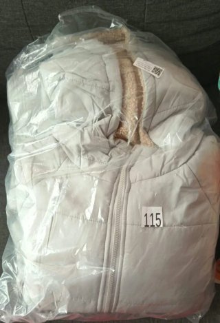 Abrigo reversible gris y beige