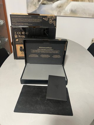 Portátil Razer Book 13 / i7 / 512GB