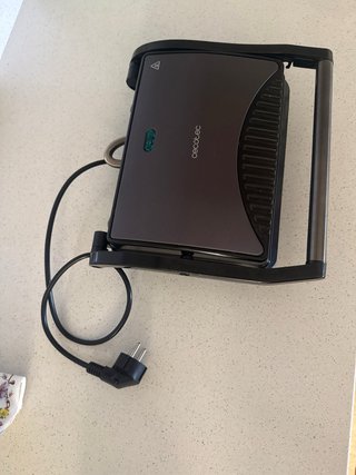 Sandwichera Cecotec Parrilla Eléctrica