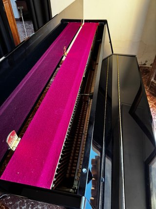 Piano Acústico Yamaha B1 Silence 2024