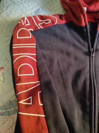 Chaqueta Adidas. 7-8 años (128 cm)