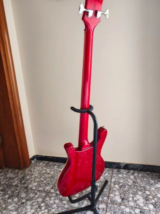 Bajo Harley Benton Rickenbacker + Funda