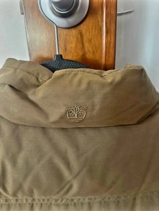 Chaleco Timberland acolchado marrón