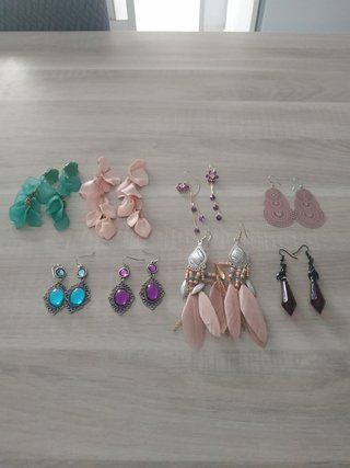 Pendientes variados