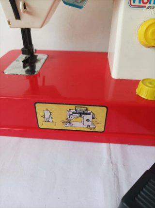 Máquina de coser Juguete Vintage Román