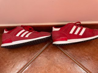Zapatillas deportivas Adidas rojas