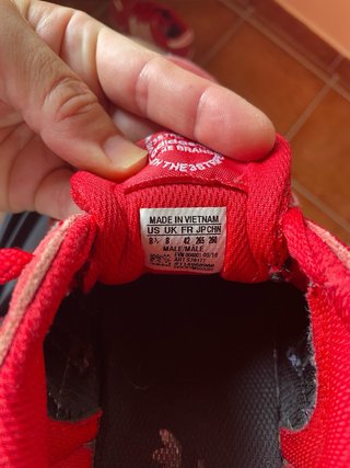 Zapatillas deportivas Adidas rojas
