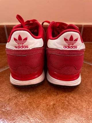 Zapatillas deportivas Adidas rojas