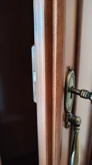 Armario de madera