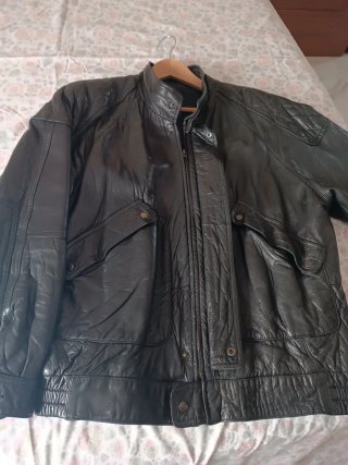 Chaqueta de Piel Cortefiel Talla 46/48