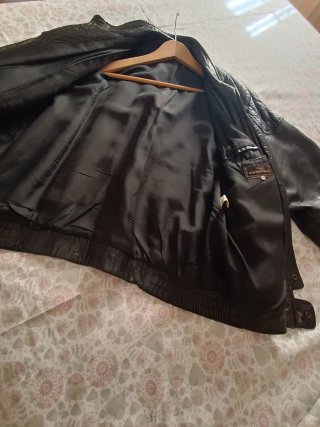 Chaqueta de Piel Cortefiel Talla 46/48