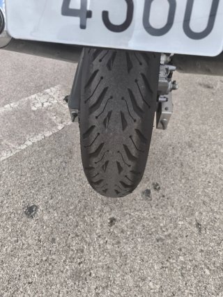 Kawasaki ZZ-R600 5772km