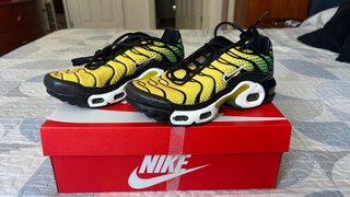 Tenis Nike Niño Amarillos y Verdes