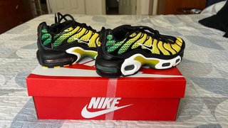 Tenis Nike Niño Amarillos y Verdes